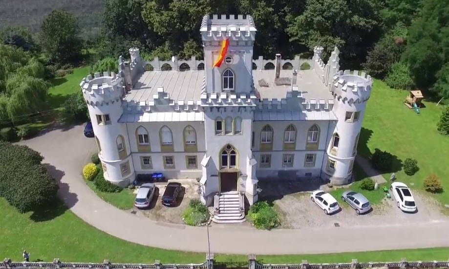 Schloss Benzenhofen, Germany